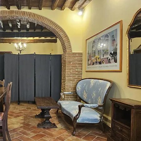 Casa Lambert *