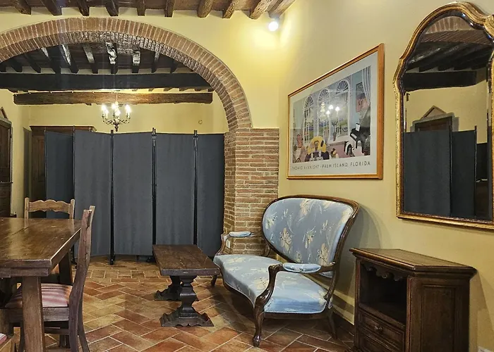 Casa Lambert *